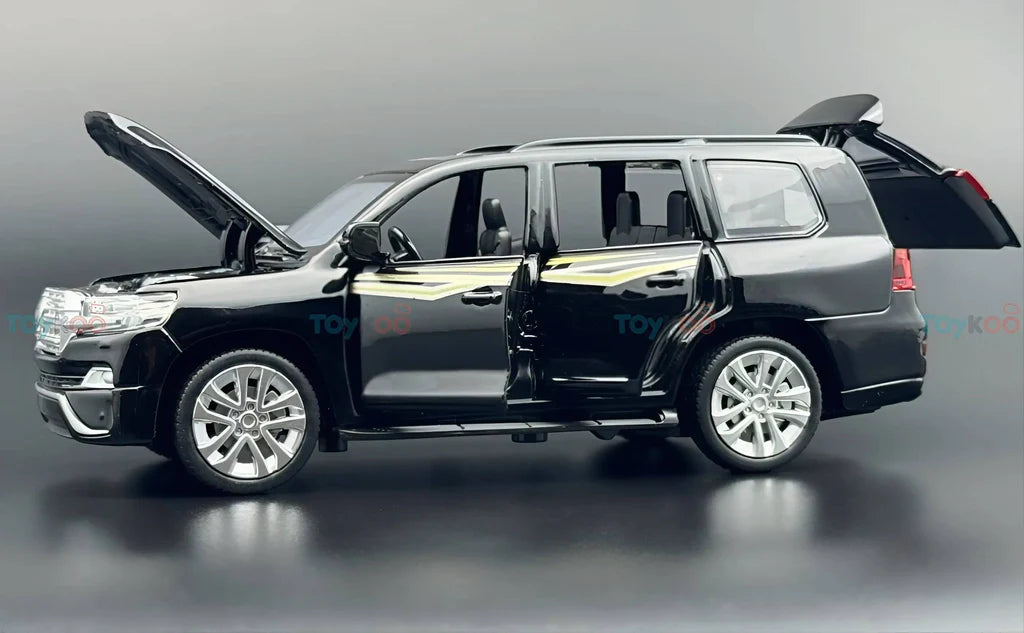 Toyota Land Cruiser LC200 1:24 diecast Scale Model | Assorted Colors