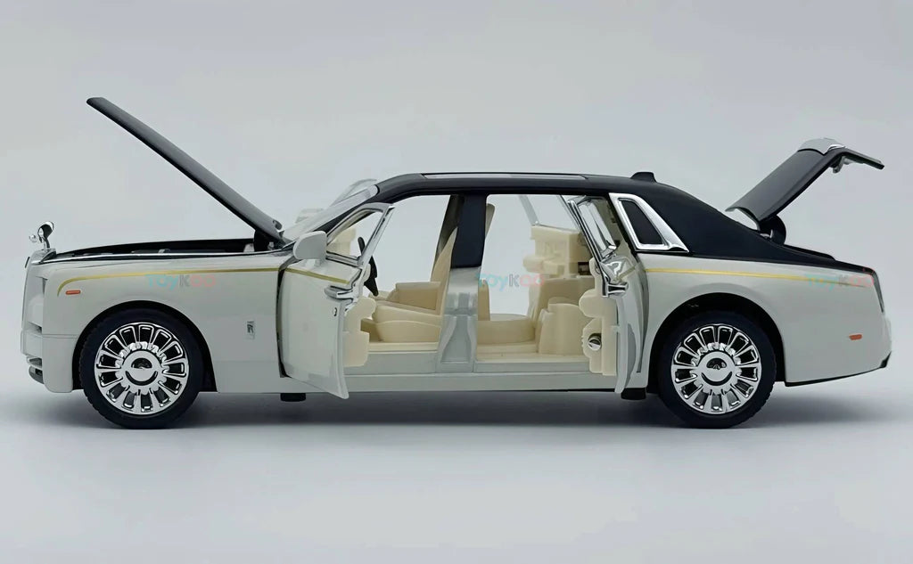 Rolls Royce Phantom 1:24 diecast scale model | Assorted Color