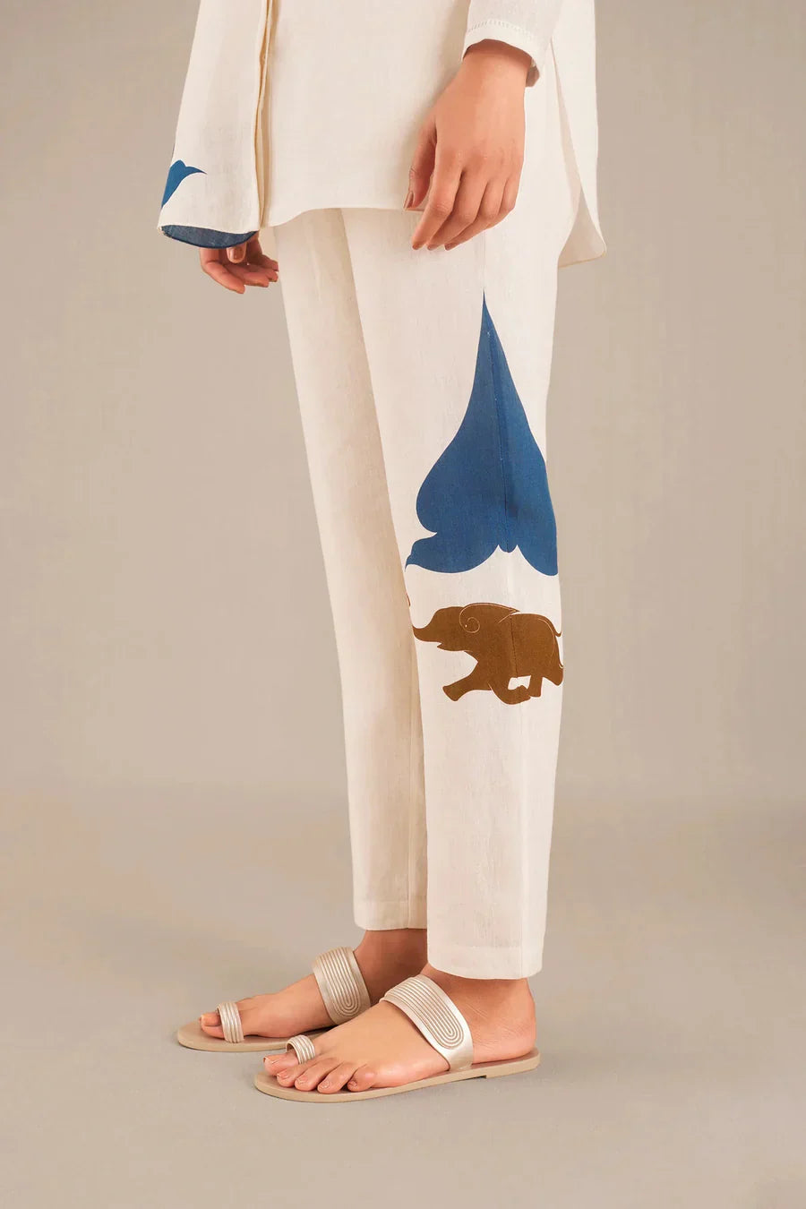 FEATHERED HERD ELEGANCE: WOMEN'S WHITE CO-ORD SET