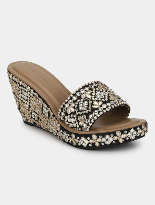 Fancy Rosaline Wedges- Gold and Black